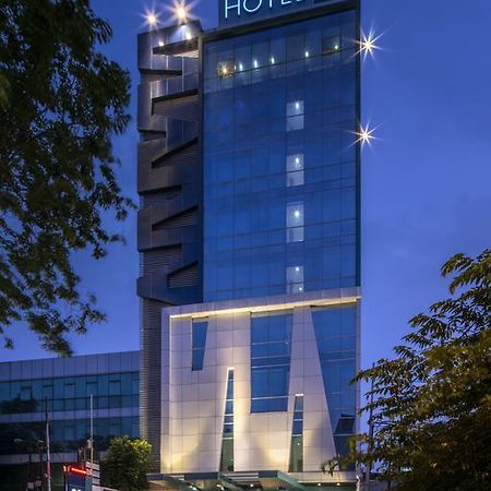 Hotel 88 Grogol Jakarta Bagian luar foto